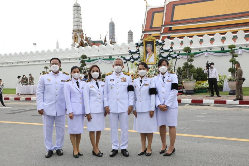 รองปลัดพม.นำคณะผู�