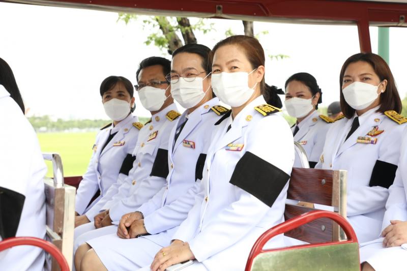 รองปลัดพม.นำคณะผู�