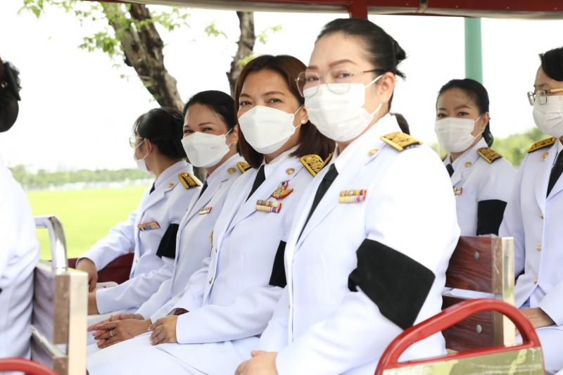 รองปลัดพม.นำคณะผู�