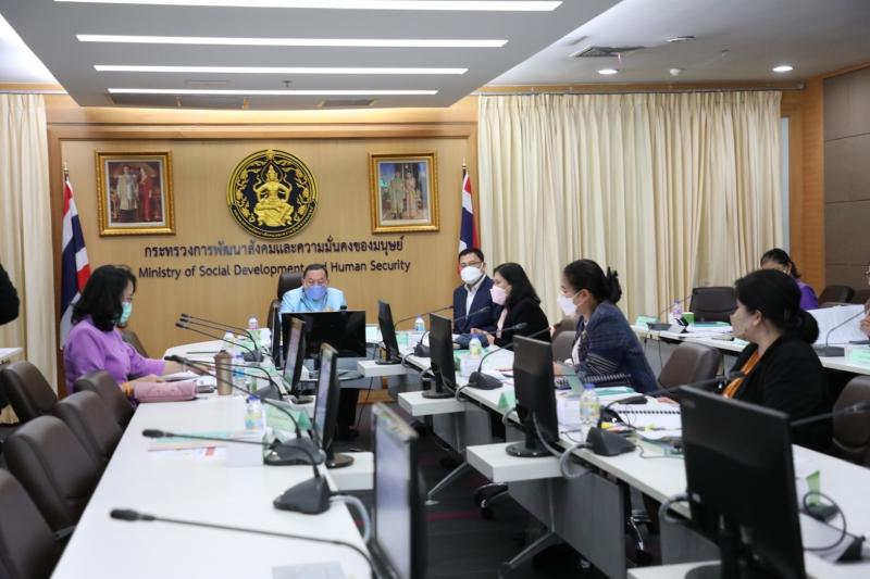 รมว.พม.เป็นประธานก