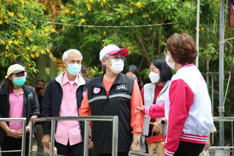 รองปลัดพม.ลงพื้นท�