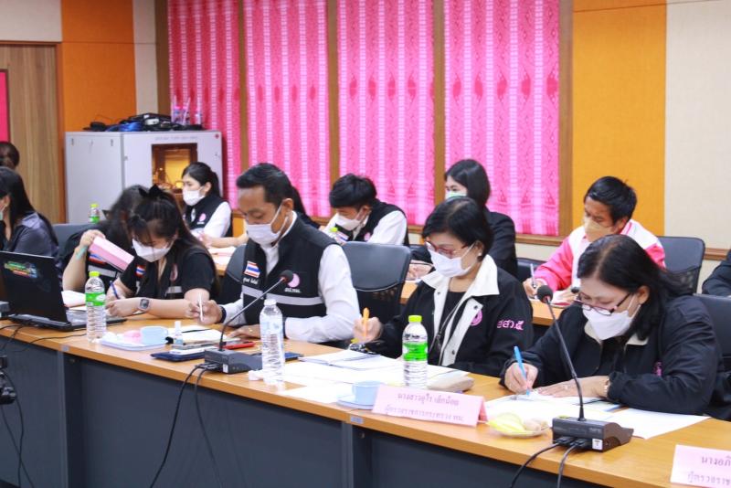 รองปลัดพม.เป็นประ�
