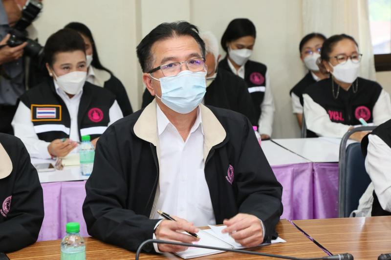 รมว.พม.พร้อมคณะผู้
