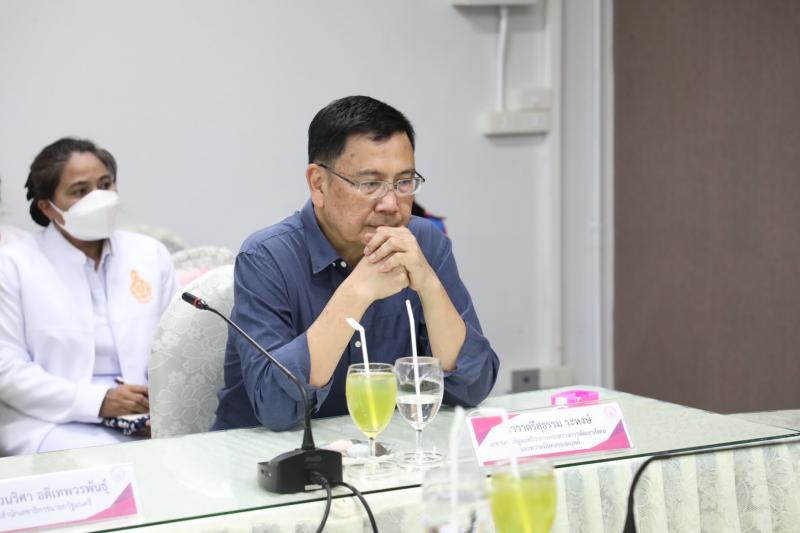 รมว.พม. เป็นประธาน�