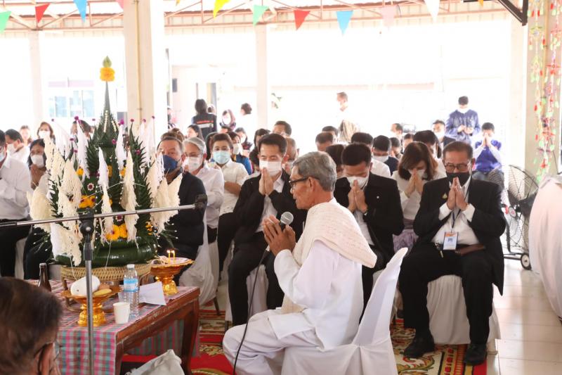 รมว.พม. เป็นประธาน�