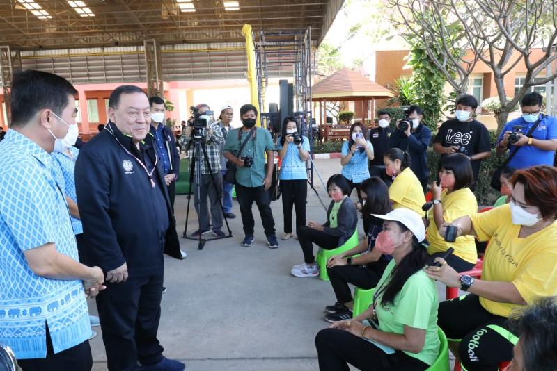 รมว.พม. เป็นประธาน�