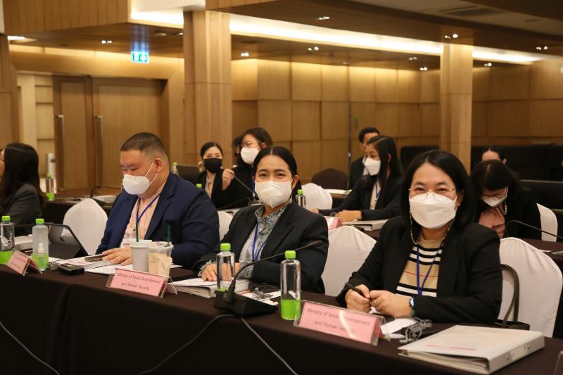 ปลัดกระทรวงการพั�