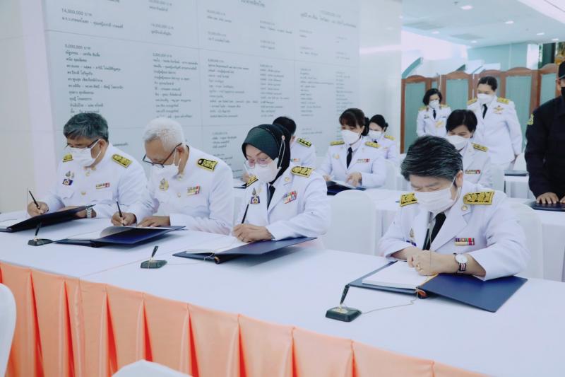 ปลัดกระทรวงพม. นำค