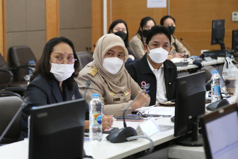 ปลัดพม. เป็นประธาน