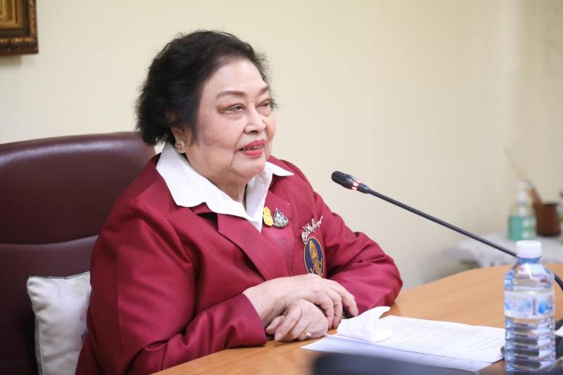 ปลัดพม. เข้าพบ พลต�