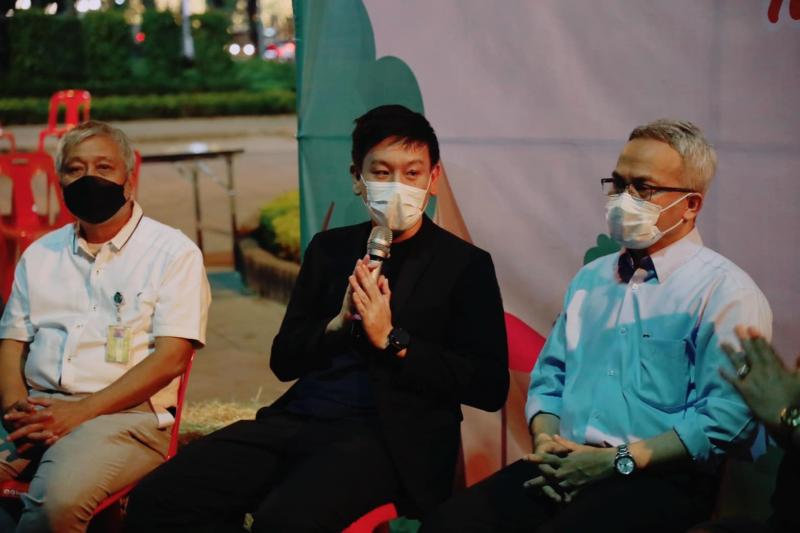 ปลัด พม. พร้อมด้วย �