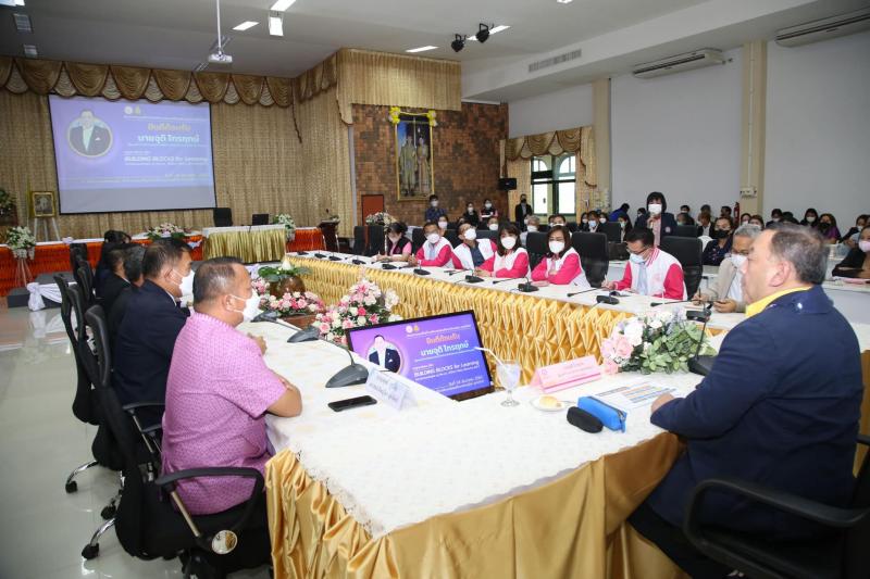 รมว.พม. เป็นประธาน�
