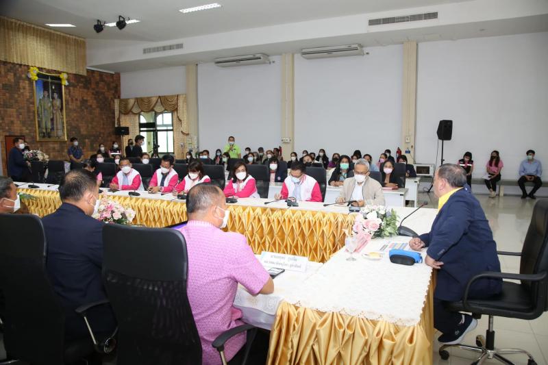 รมว.พม. เป็นประธาน�