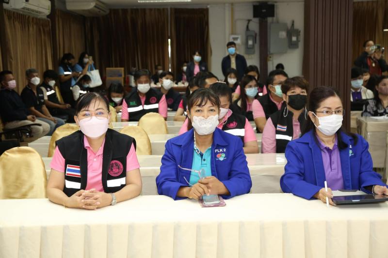รมว.พม. เป็นประธาน�