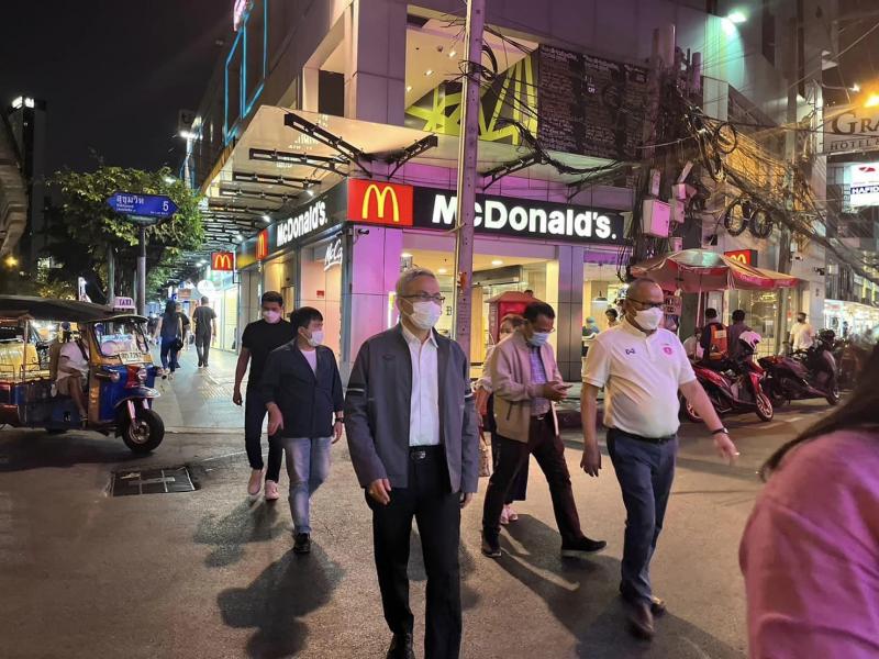 ปลัด พม. นำทีมลุยง�
