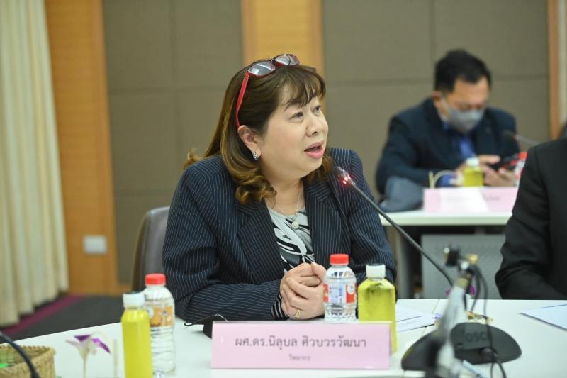 รมว.พม. เป็นประธาน�
