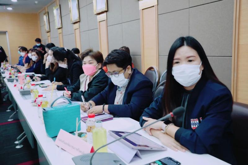รมว.พม. เป็นประธาน�