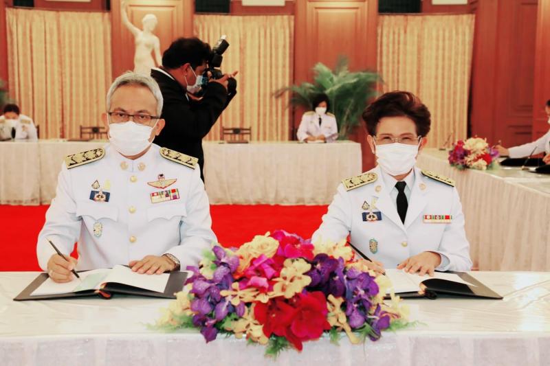 พม. นำคณะผู้บริหาร