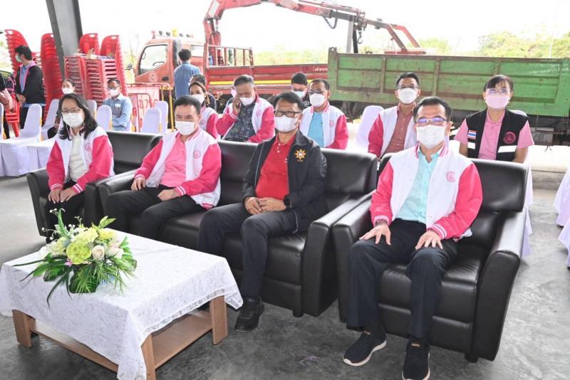 รมว.พม. เปิดอบรม อพ�