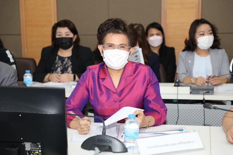 พม. พิจารณากลั่นกร