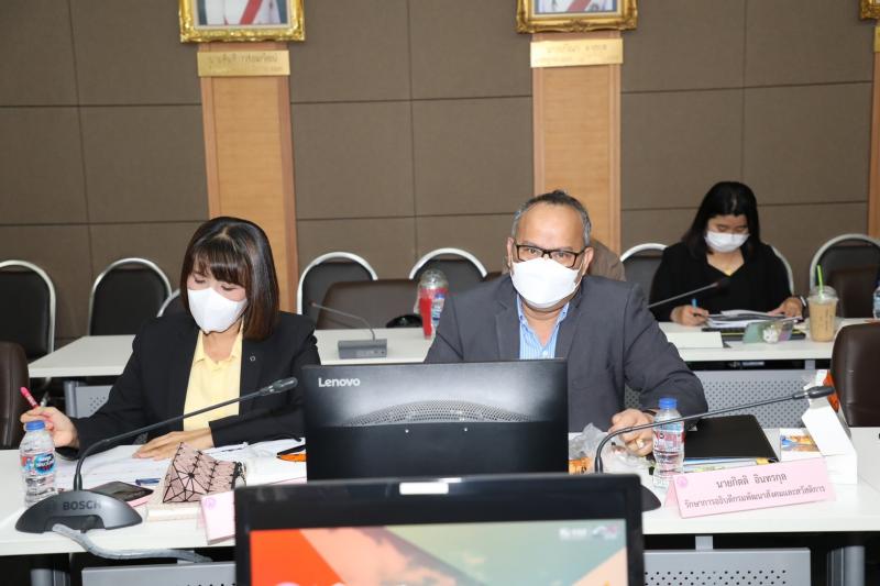 รมว.พม. เป็นประธาน�