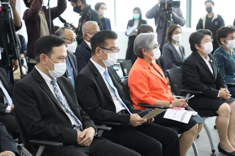 พม. จับมือ TDRI แถลงสถ