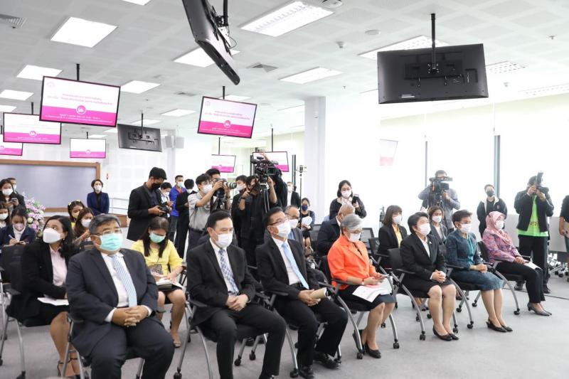 พม. จับมือ TDRI แถลงสถ