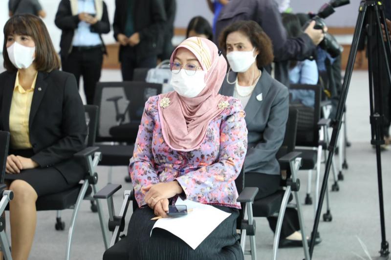 พม. จับมือ TDRI แถลงสถ
