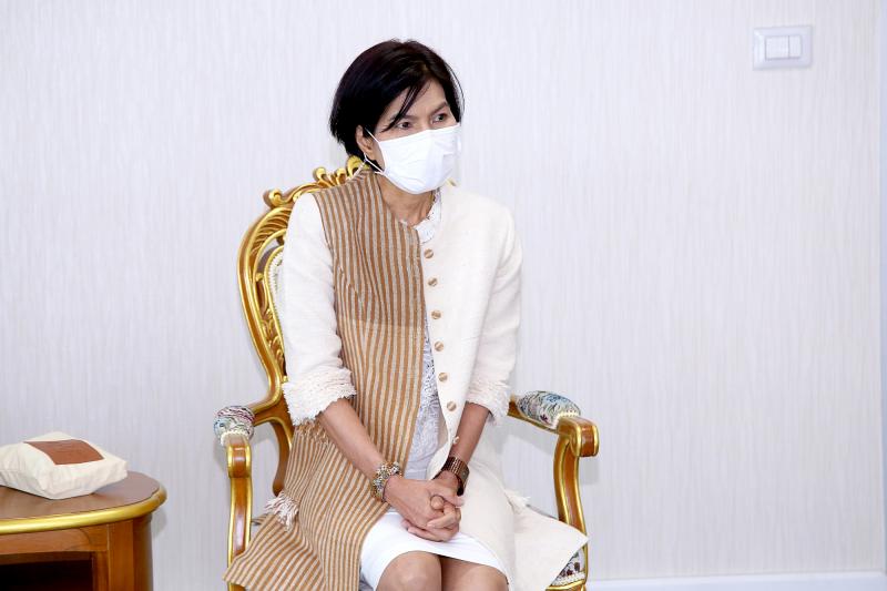ปลัดพม. ให้การต้อน