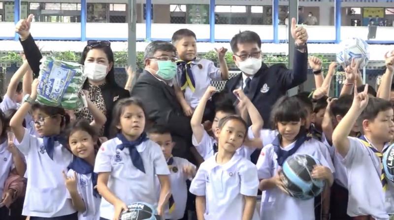พม. ร่วมกิจกรรมวัน