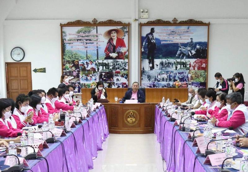 รมว.พม. สั่งการตั้�