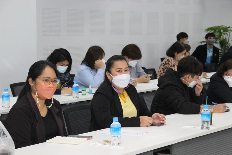 ประชุมติดตามการใ�