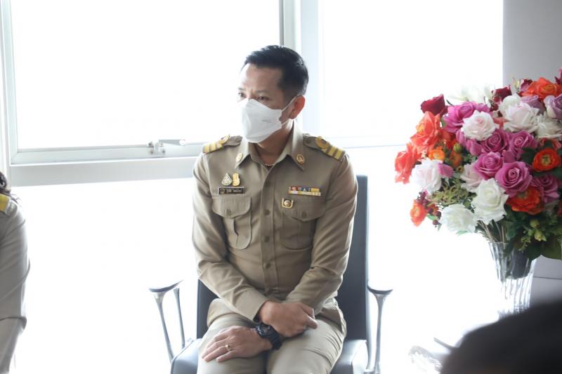 ปลัด พม. ให้การต้อ�