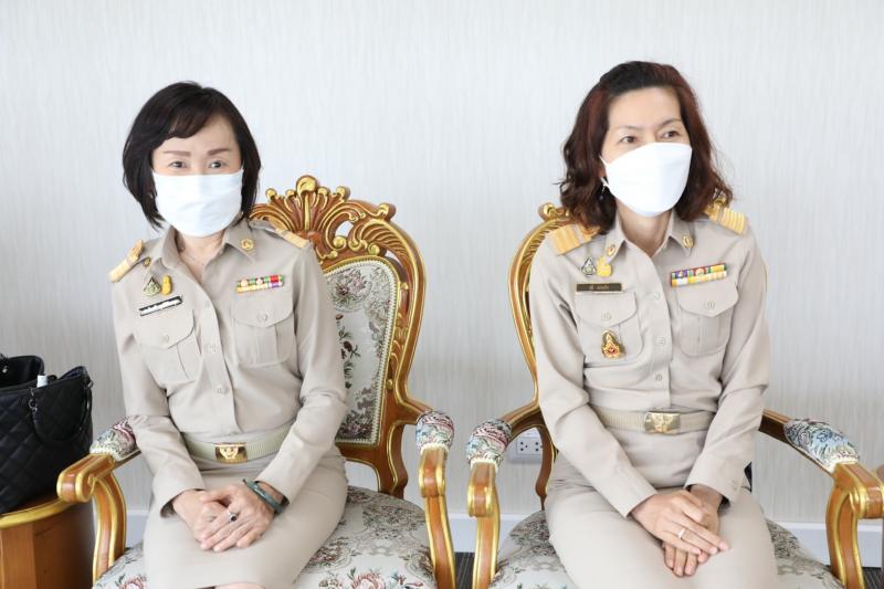 ปลัด พม. ให้การต้อ�