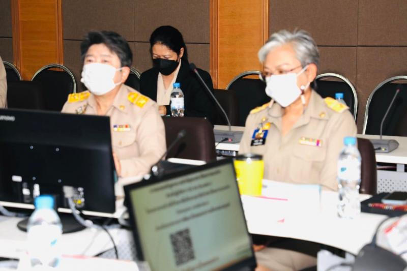 พม. ปรับตัว ปรับปร�