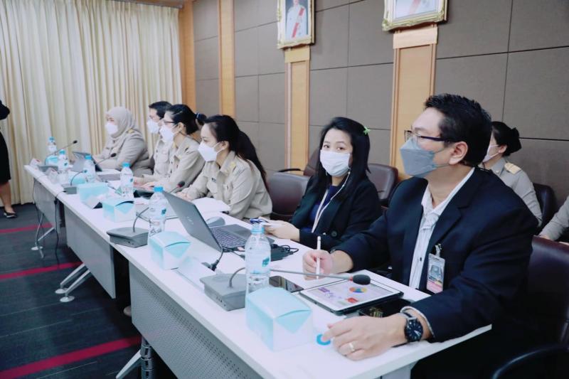 พม. ปรับตัว ปรับปร�