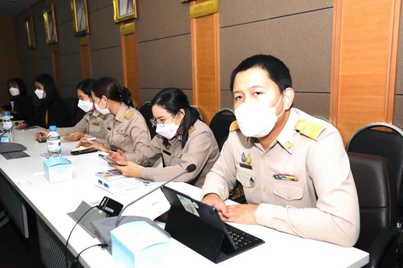 พม. ปรับตัว ปรับปร�