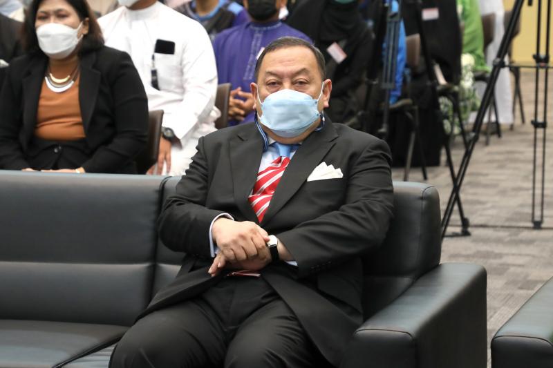 พม. มอบเกียรติบัตร