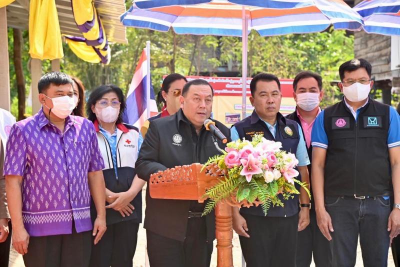 พม. มอบบ้านโครงการ