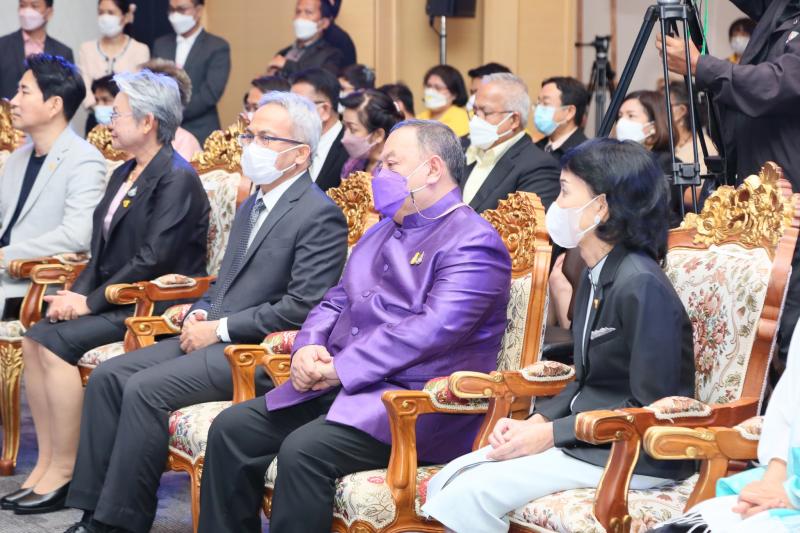 พม. มอบรางวัลแด่ผู