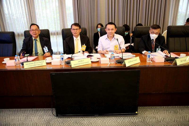 พม.เข้าร่วมประชุม�