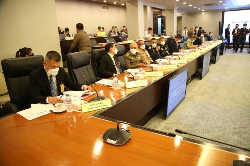 พม.เข้าร่วมประชุม�