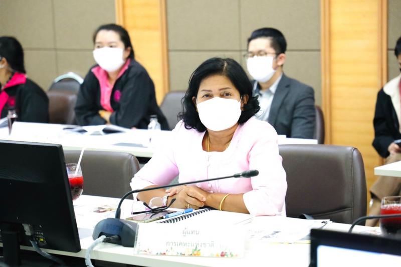 พม. ร่วมกับ TDRI นำเสน