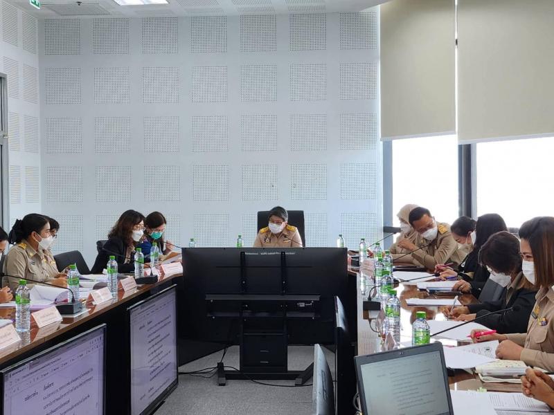 พม. ประชุมทบทวนแนว