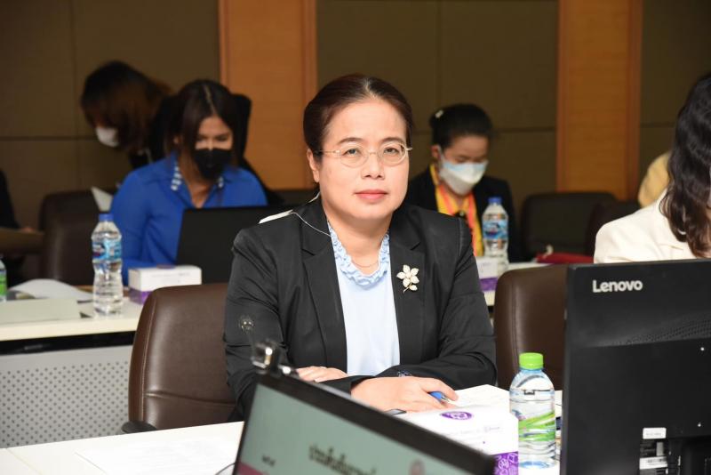 ปลัด พม. ให้สัมภาษ�