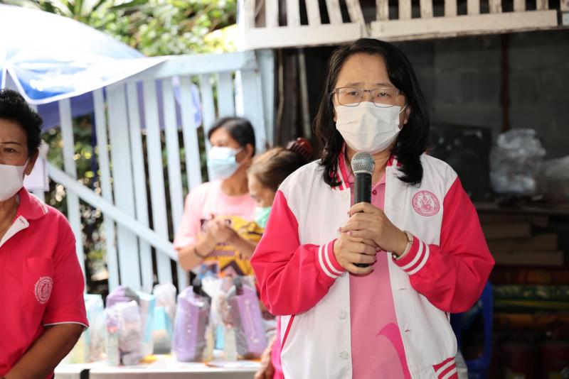 ปลัด พม. เปิดศูนย์�
