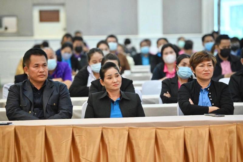 พม. มอบประกาศนียบั