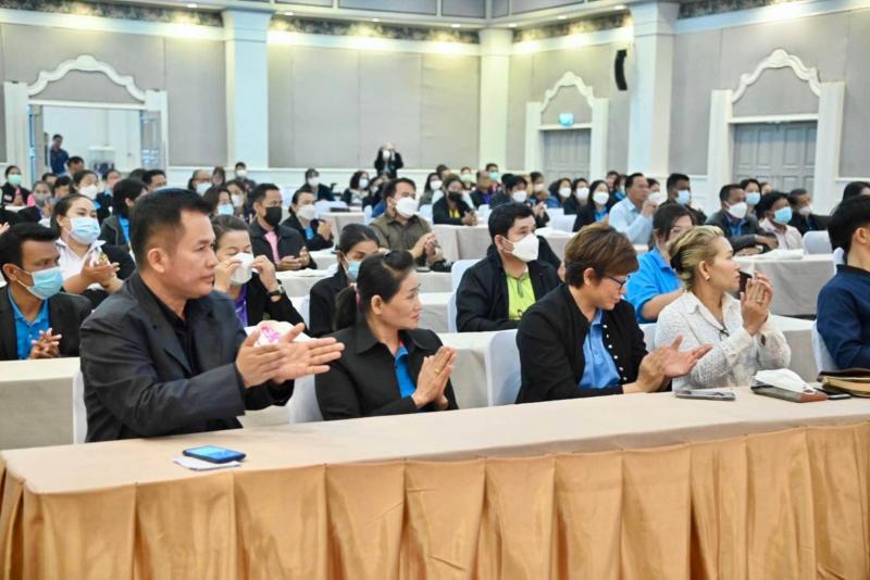พม. มอบประกาศนียบั