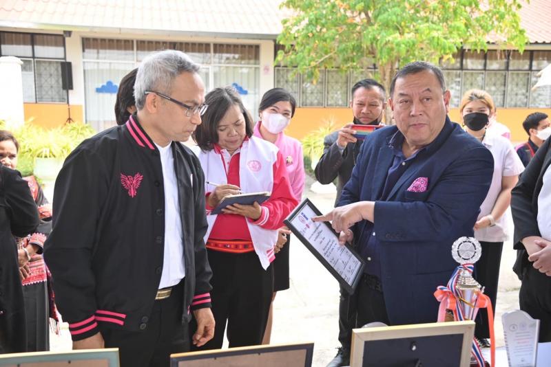 พม. ลงพื้นที่ติดตา