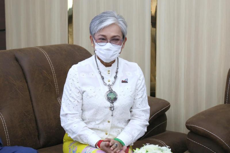 พม. ร่วมพิธีเปิดโค